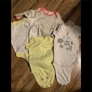 Lot of 0-3 month baby onesies—Gently used